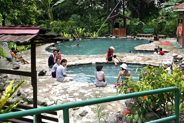 神山公园 + 波令温泉之旅